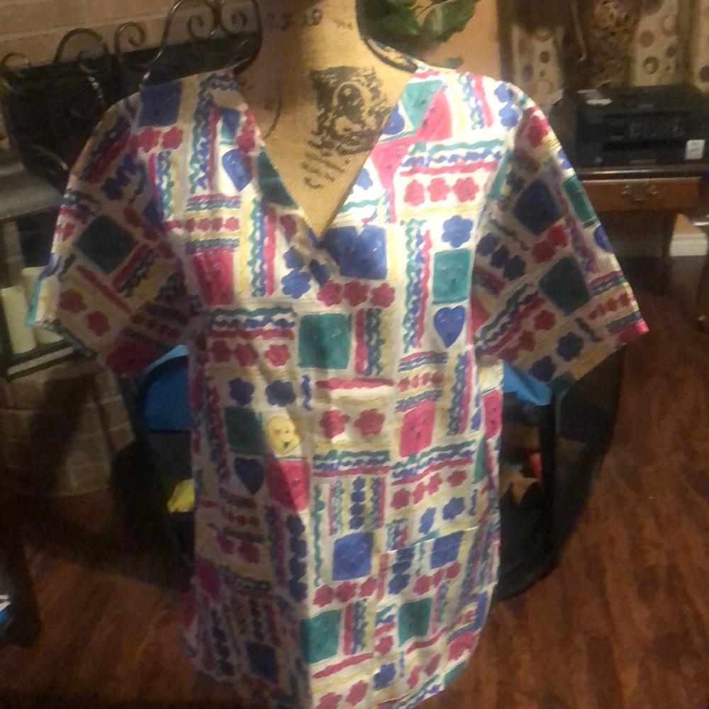 BRAND NEW LANDAU SCRUB TOPS MULTIPLE SIZES